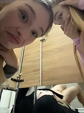 online nude cam Liza Risky