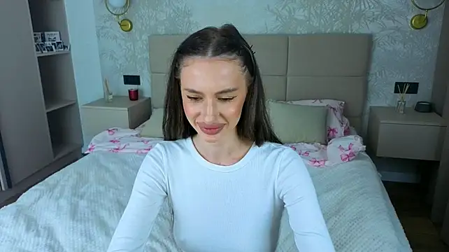 Snow_WhiteeeX live cam on StripChat