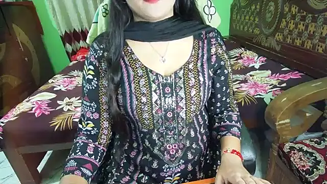 BengaliQueenStar live cam preview