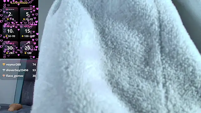 alyssia_ocean live cam preview