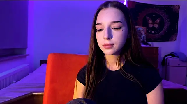 AntoninaErtle live cam on StripChat