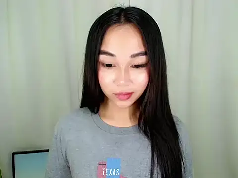 TsCyra_foxxx