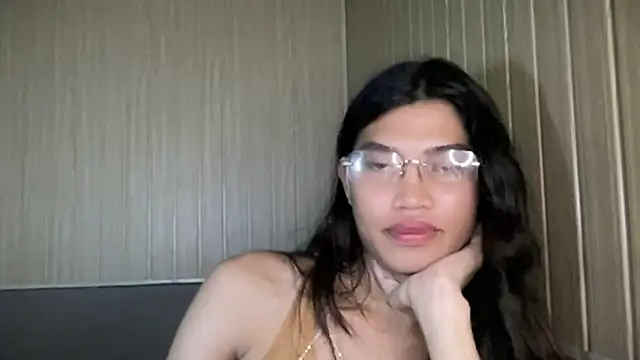 Yourgoddess_jayve live cam on StripChat