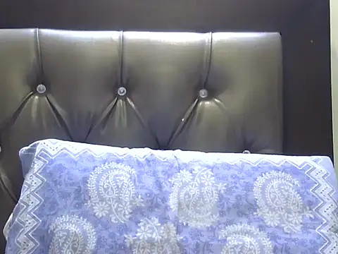 hOTY_karina live cam preview