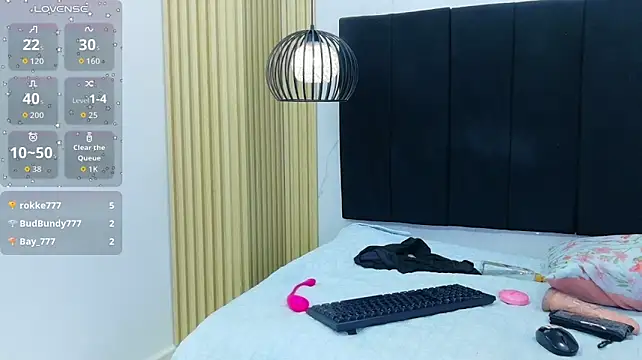 Live webcam show with matureahomegirl - Interactive Lovense toys available
