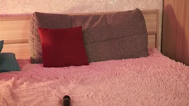 NaomiWinter live cam preview