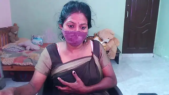 novapol11 (F milf) - topless