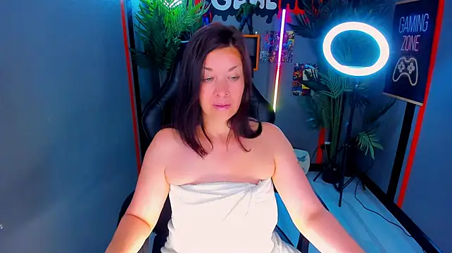 AnaMills live cam preview
