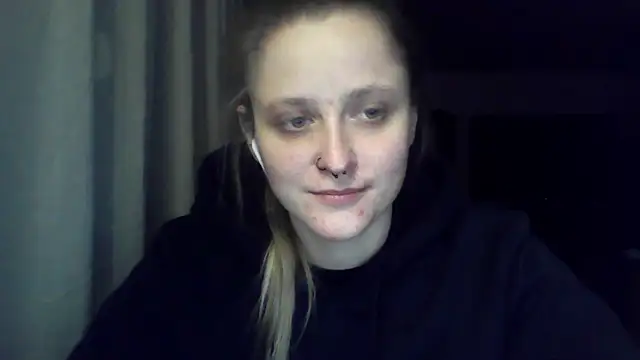 LeaWetGirl webcam