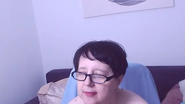 ChristaRose live cam on StripChat