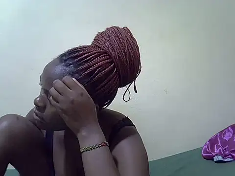 princess-ivy1 live cam preview