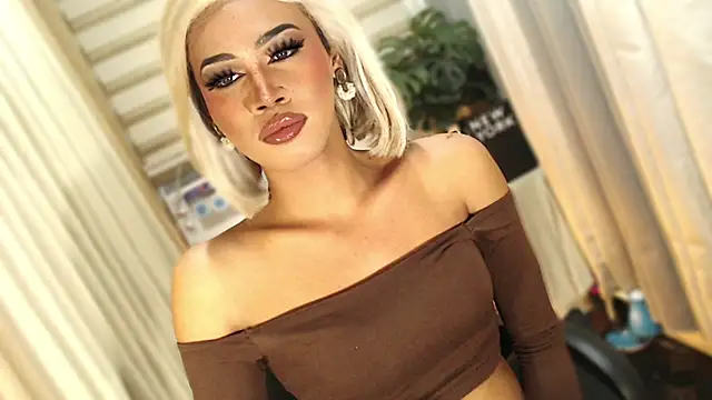 Winnie_Harllow