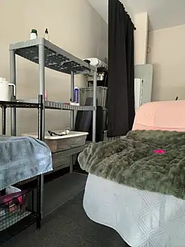 thechocolatepeach live sex cam
