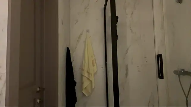 MarinaTuray live cam preview