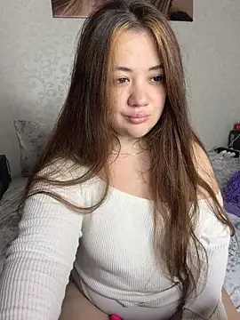 Live webcam show with bigass_kitty - Interactive Lovense toys available