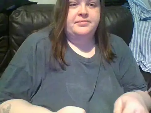 CurvyKirstiesX webcam
