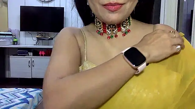 yourradhika live cam preview