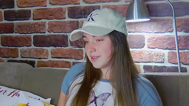 Sofia_Hugs live cam preview