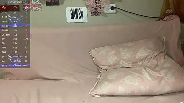 kittywithu live cam preview