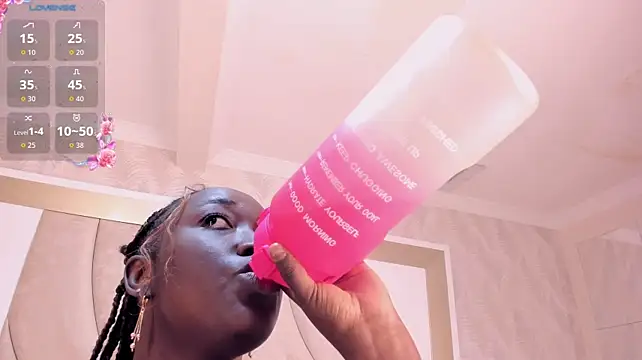 KayiVibes live cam preview