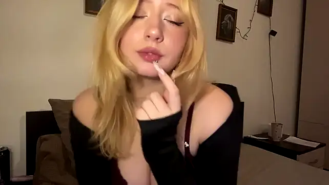 elanorgahan (F teen) - sensual lick you
