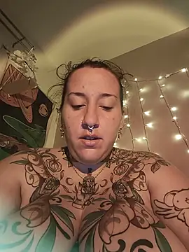 Thelittledevil388 live cam preview