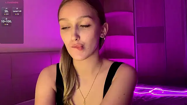 HelaScott live cam preview