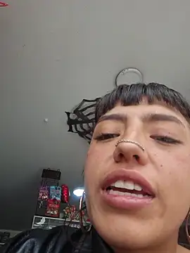 Cute_hollywood_0 live cam preview