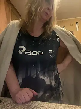 Irina2909@xh live cam preview