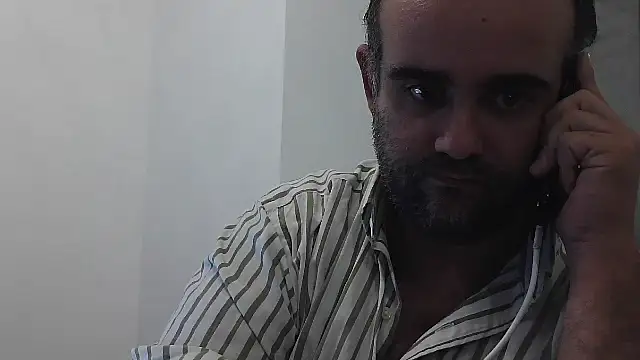 colalba12 live cam preview