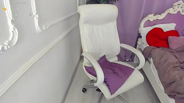 Lily_Marlin live cam preview