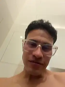 Webcam porno en directo de TavoHot_