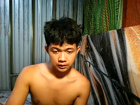 urasian_bbboixxx (M twink) - make me cum