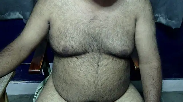 hairysubcub_70 (Ask my age) - Welcome To Daddy's Room. Make Daddy Cum.