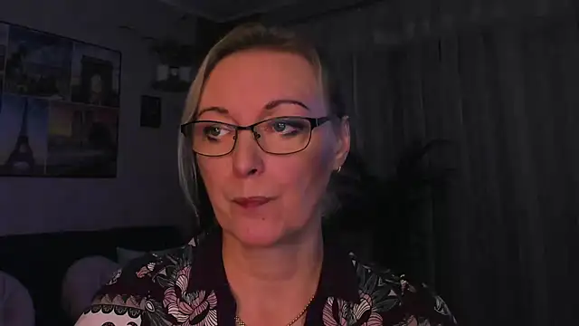 vanessa_chat