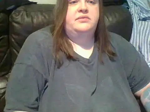 CurvyKirstiesX live cam preview
