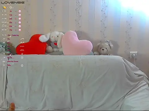 LustfulSarah live cam preview