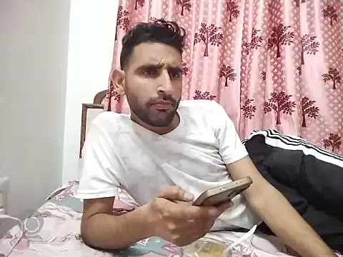 bigcockboy1121 live cam preview