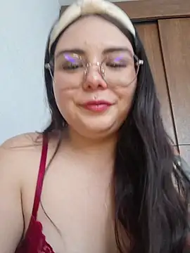 Julieth85_