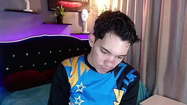 haku_nayro webcam
