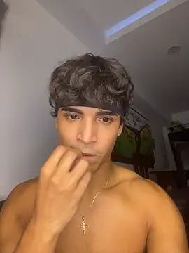 Smmd2003 live cam on StripChat
