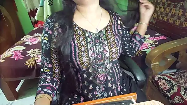 BengaliQueenStar