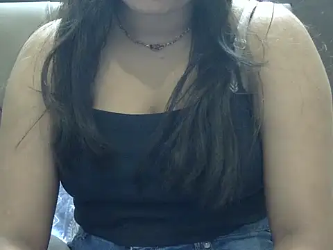 hOTY_karina live cam preview