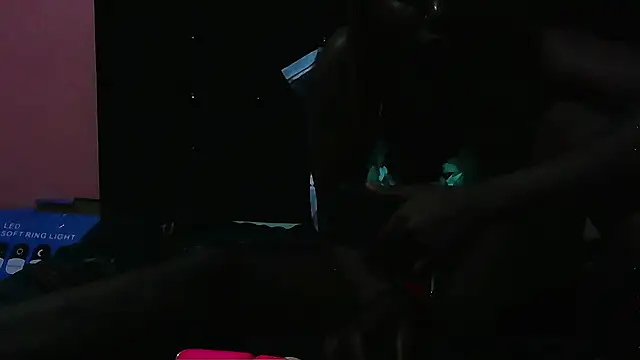 Imagen del stream de chalcy en stripchat