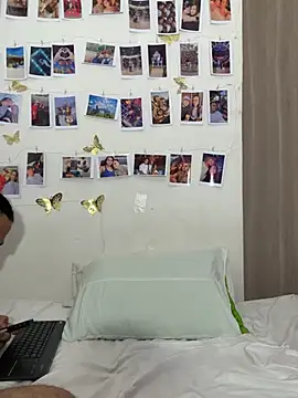 UR_LATIN_BUSHY_GUYS