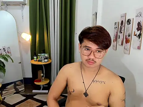 GabinJuicyHugeCock