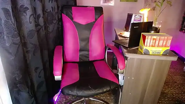danielle_rose_1