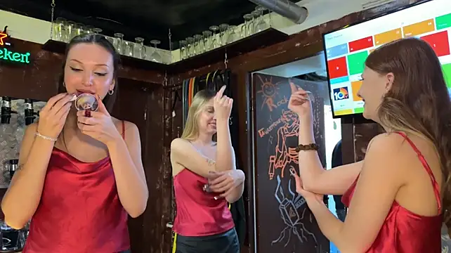 Dasha, Lena and Kristy（dirtypub）