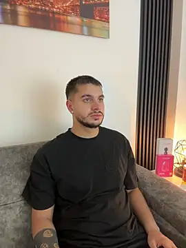 AmadeoWild live sex cam