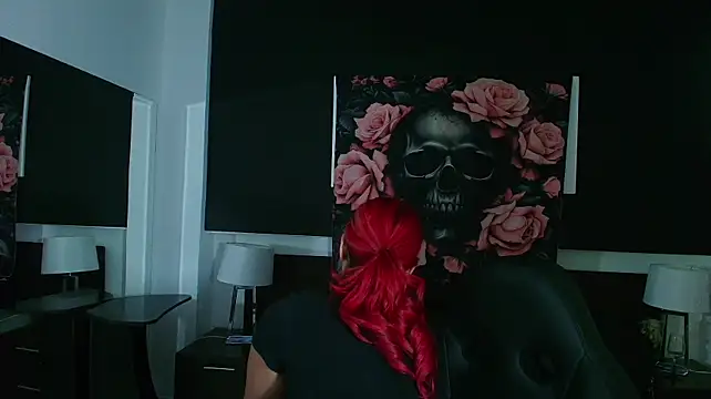 EvaaFoxxy1